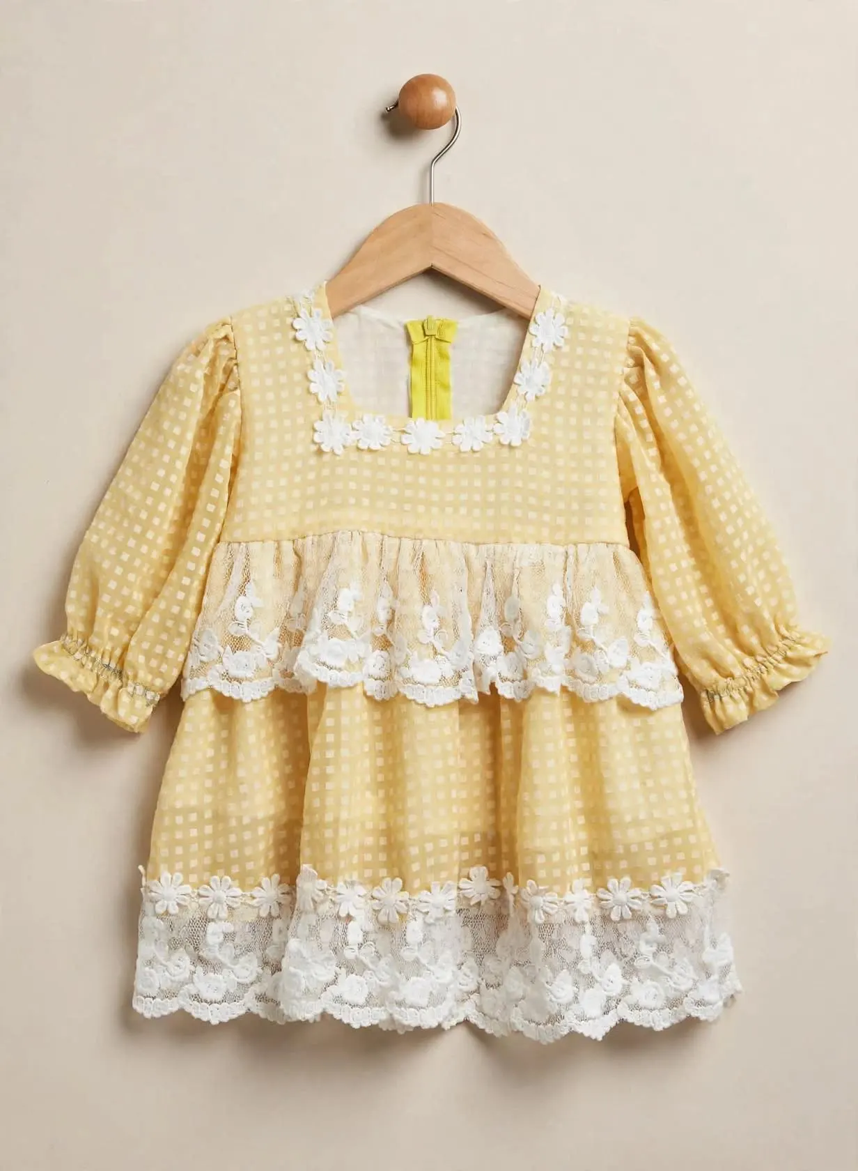 Yellow frok 